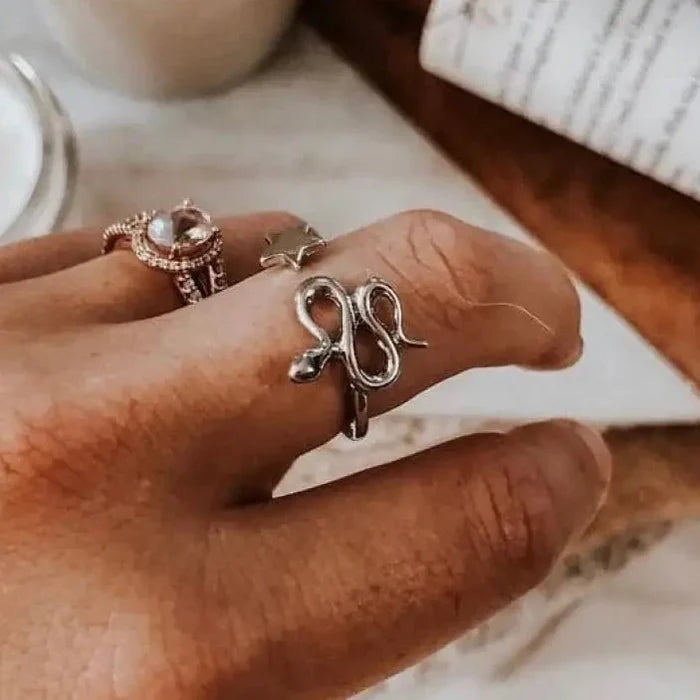 The Bridge Kingdom Inspired: Snake Ring