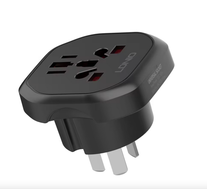 2500W Universal Power Adapter