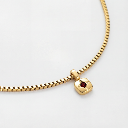 Birthstone January Halskette Gold