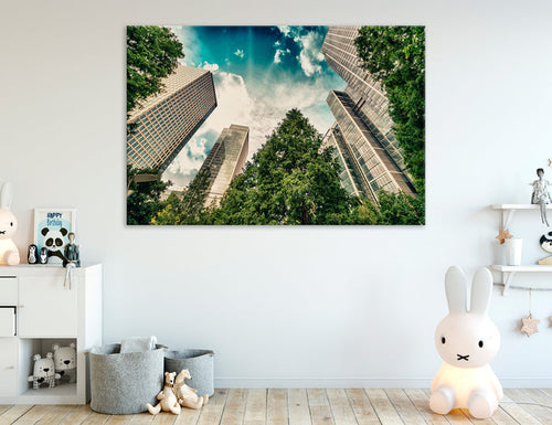 Canary Wharf Canvas Print #9228