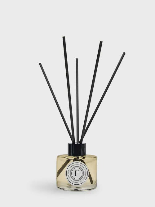 Freckleface Reed Diffuser - Pomegranate Black