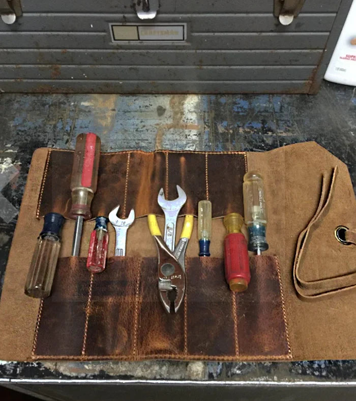 whittling tool pouch