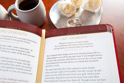 Keep Your Love On (Daily Devotional for Couples)