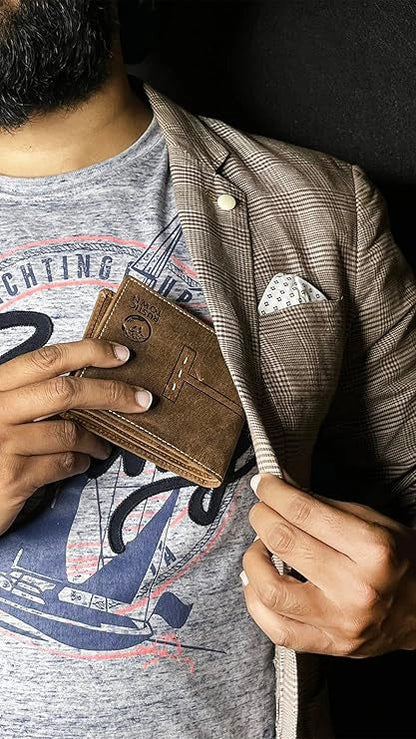 Leather Bifold Wallet for Men - RFID Protecting with Credit Card Slots and Coin Pocket (Brown)