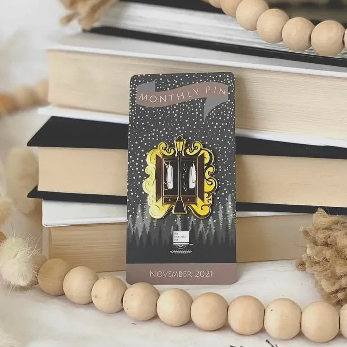 Narnia Inspired: Wardrobe Enamel Pin
