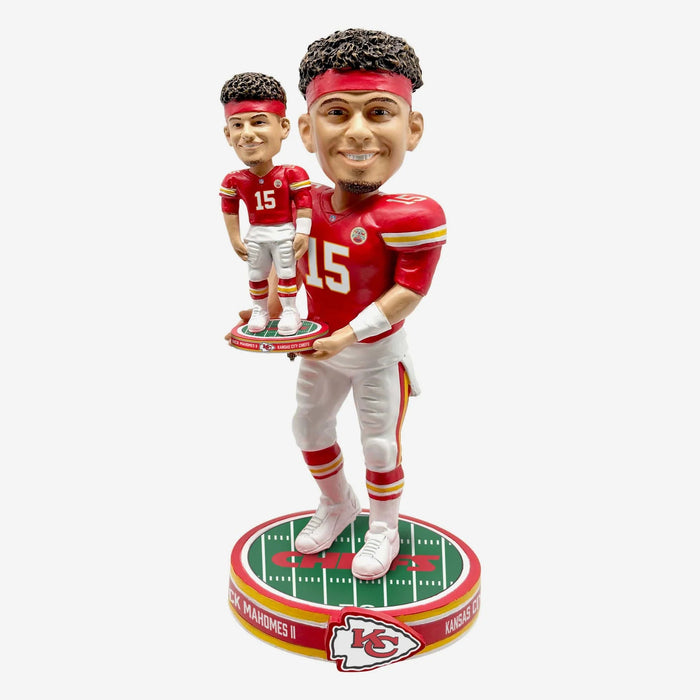 Patrick Mahomes Kansas City Chiefs Bobble Dubblz NFL Football Bobblehead