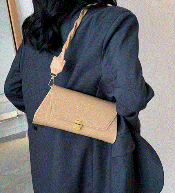 PB103 Mocha Twisted Strap Purse