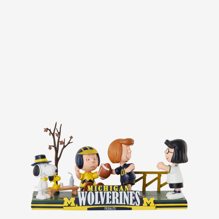 Peanuts Gang Michigan Wolverines 2023 College Football Field Mini Bobble Scene Bobblehead NCAA