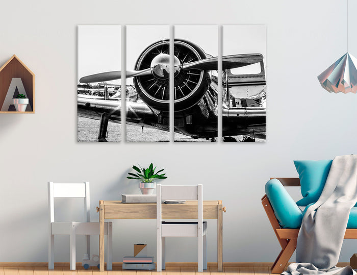 Retro Black And White Canvas Print #3826