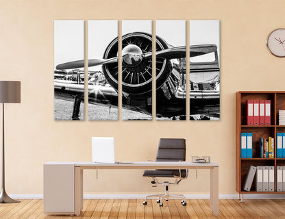 Retro Black And White Canvas Print #3826